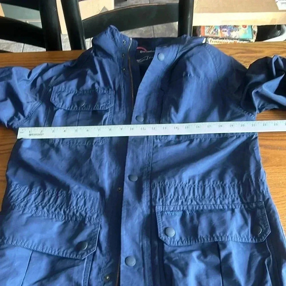 Vineyard Vines long, insulated, drawstring HTF utility jacket women’s small - Picture 14 of 15